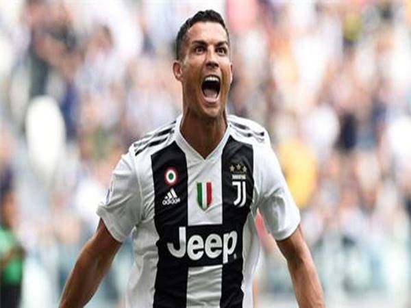 Chuyển nhượng 16/7: Ronaldo tiếp tục ở lại Juventus thêm một mùa